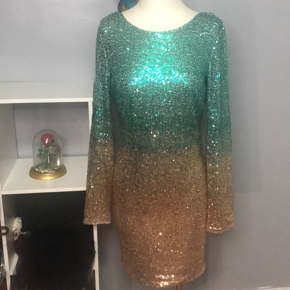 Emerald and gold sequence dress - Picture 2 of 4